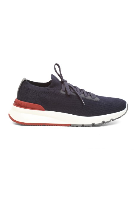 Shop BRUNELLO CUCINELLI  Scarpa: Brunello Cucinelli runners in maglia di lana e vitello semilucido con fodera calda.
Chiusura con lacci piatti in tessuto.
Fodera in lana.
Suola in micro leggero.
Soletta estraibile.
Composizione: 100% Lana.
Fabbricato in Italia.. MZUPMBO252-CP307